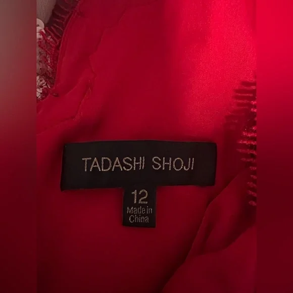 Women's Tadashi Shoji Red Embroidered Lace 3/4 Sleeved Dress